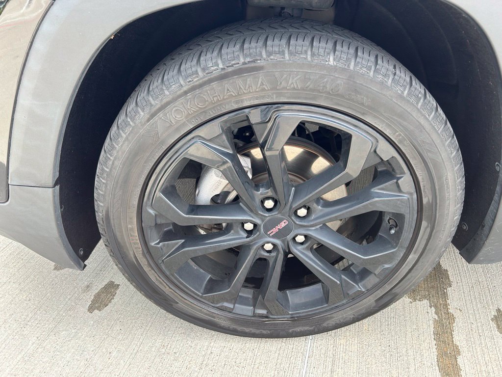 Used 2022 GMC Terrain SLE w/ Driver Convenience Package FWD image 15