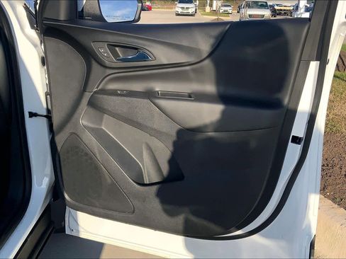 Used 2023 Chevrolet Equinox LT w/ LPO, Floor Liner Package image 26