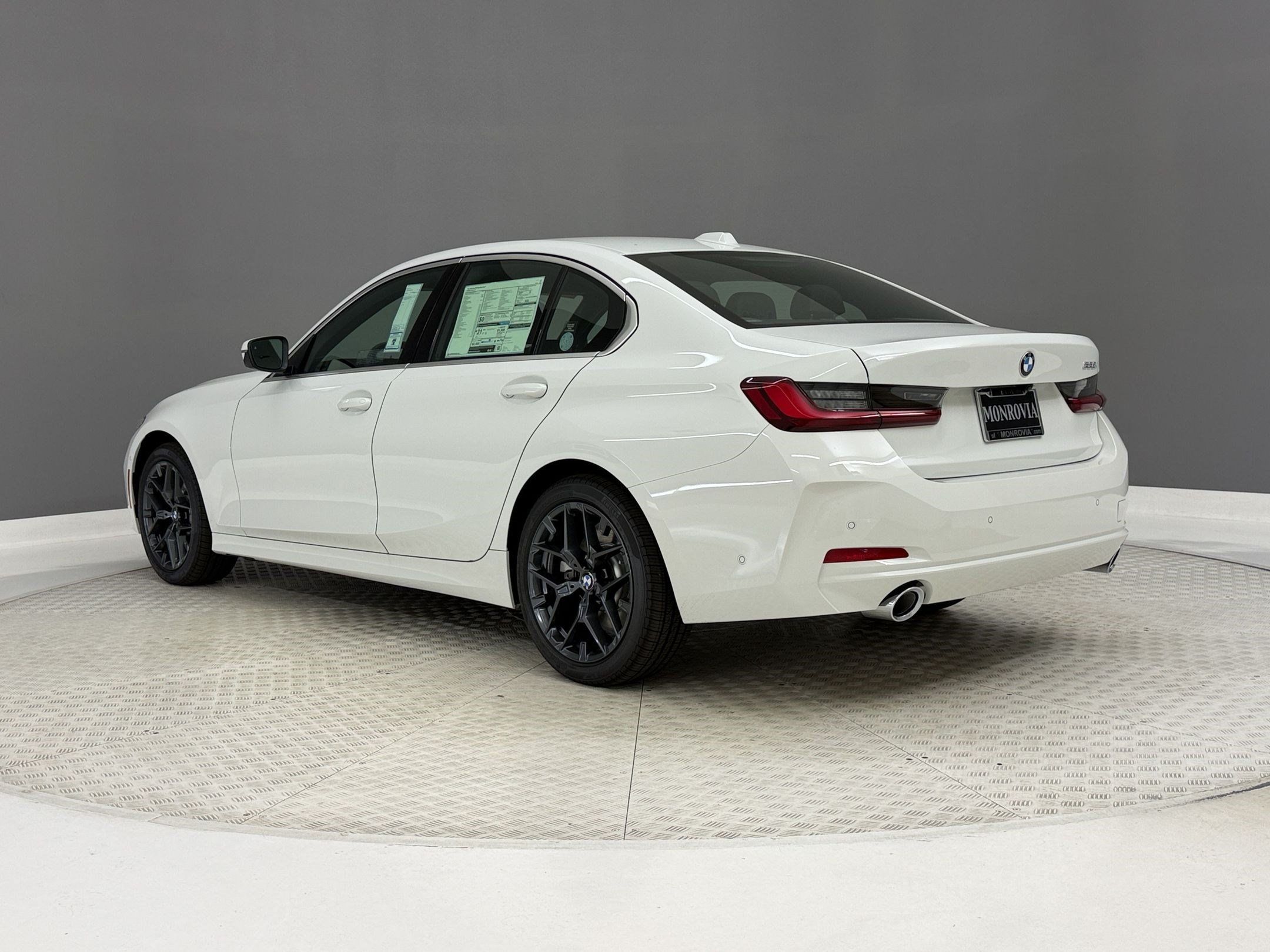 New 2026 BMW 330i Sedan w/ Convenience Package RWD image 3