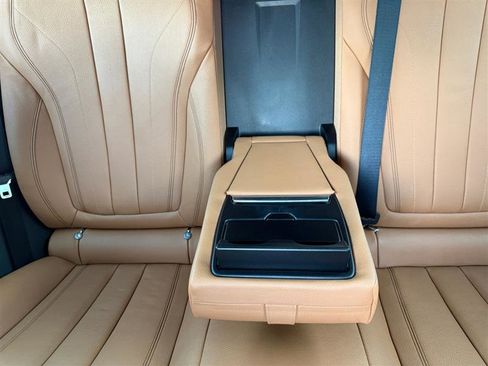 Used 2019 BMW X6 xDrive35i w/ M Sport Package image 16