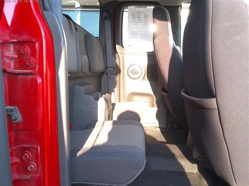 Used 2005 GMC Canyon SLE w/ Power Convenience Package AWD/4WD image 8