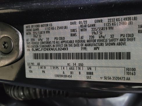 Used 2022 Lincoln Corsair AWD w/ Premium Package image 33