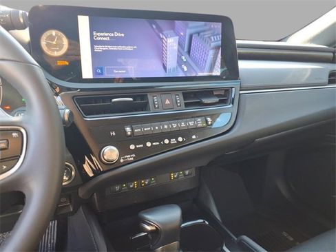 Certified 2023 Lexus ES 250 w/ Premium Package image 21