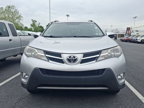 Used 2014 Toyota RAV4 Limited FWD image 2