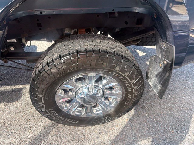 Used 2019 Ford F250 XLT w/ XLT Premium Package AWD/4WD image 5