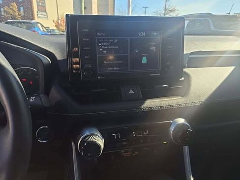 Used 2022 Toyota RAV4 XLE image 6