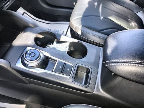 New 2026 Ford Escape Base w/ PHEV Premium Package image 21