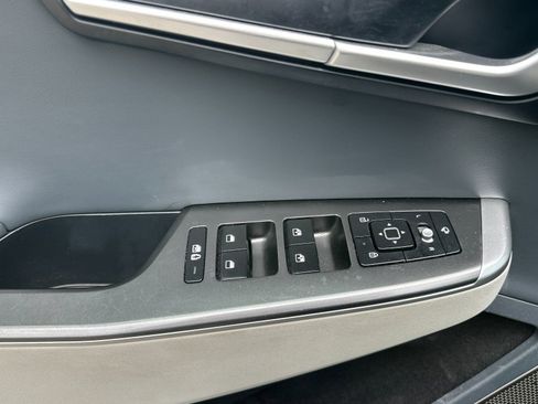 Used 2024 Kia EV6 Wind RWD image 11