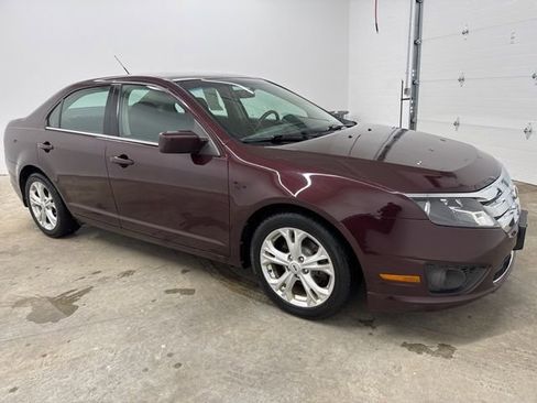 Used 2012 Ford Fusion SE image 3