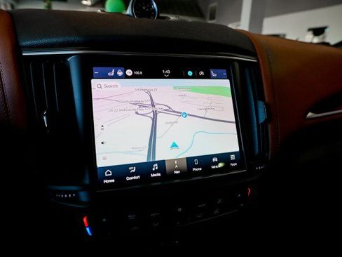 Used 2022 Maserati Levante GT image 37