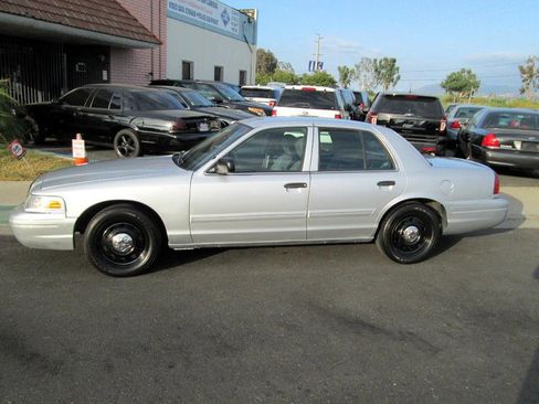 Used 2011 Ford Crown Victoria Police Interceptor w/ Trunk Pack image 1
