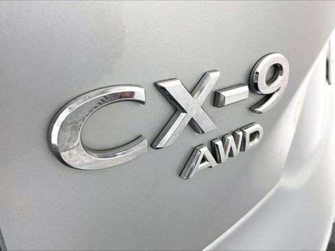 Used 2022 MAZDA CX-9 Touring image 7