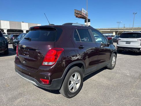Used 2021 Chevrolet Trax LT w/ Driver Confidence Package image 7