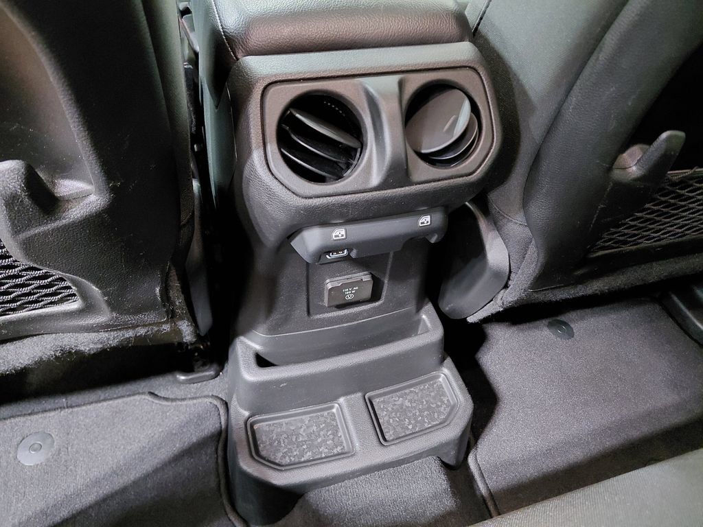 Certified 2024 Jeep Wrangler Unlimited Rubicon 4xe AWD/4WD image 61