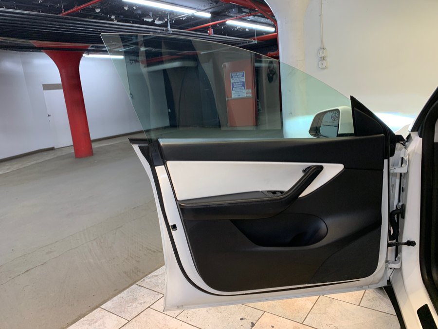 Used 2021 Tesla Model Y Performance AWD/4WD image 14