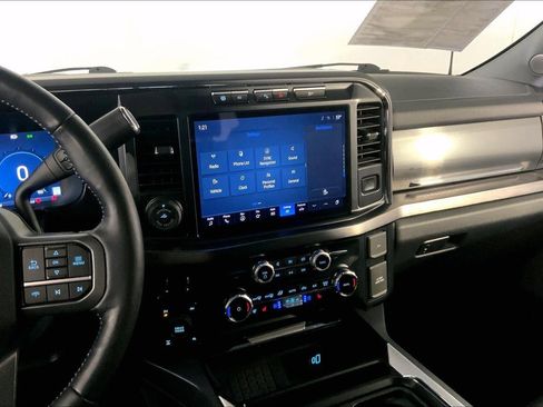Used 2024 Ford F350 Lariat w/ Lariat Ultimate Package AWD/4WD image 6