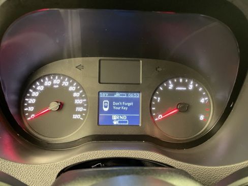 Used 2022 Mercedes-Benz Sprinter 144 Cargo image 10