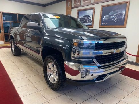 Used 2018 Chevrolet Silverado 1500 LTZ image 7