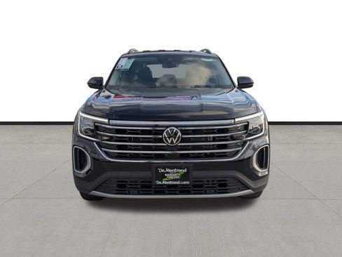 New 2026 Volkswagen Atlas SE image 2