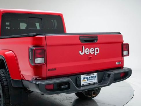 Used 2021 Jeep Gladiator Overland w/ Uconnect 4C Nav & Sound Group image 4