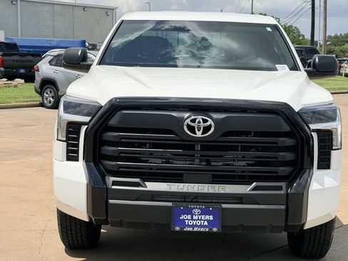 Used 2025 Toyota Tundra SR AWD/4WD image 3