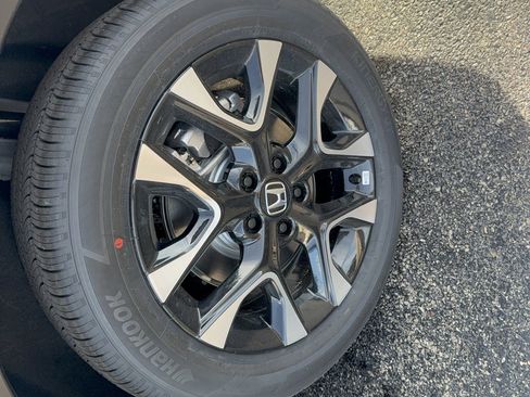 Used 2026 Honda HR-V EX-L image 9