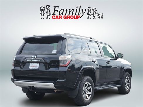 Certified 2024 Toyota 4Runner TRD Off-Road Premium image 4