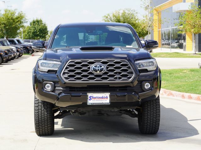 Used 2023 Toyota Tacoma TRD Sport w/ Technology Package AWD/4WD image 5