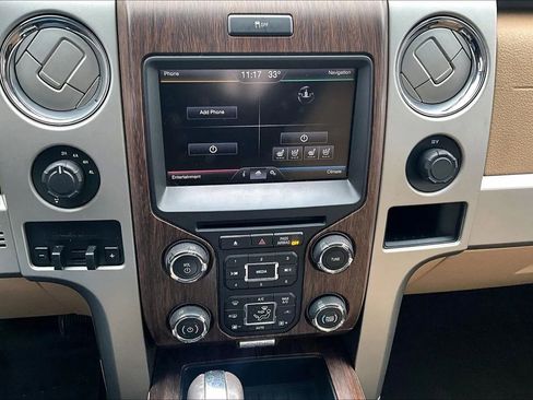 Used 2014 Ford F150 Lariat w/ Equipment Group 502A Luxury AWD/4WD image 22