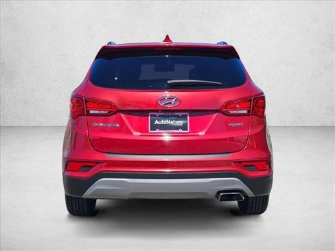 Used 2017 Hyundai Santa Fe Sport image 6