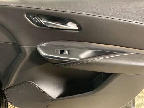 Used 2024 Cadillac XT4 Premium Luxury image 29