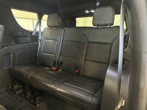 Used 2021 Chevrolet Suburban Z71 w/ Rear Media and Nav Package image 38