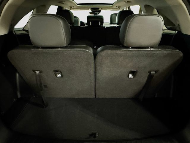 Used 2023 Kia Sorento S w/ Panoramic Sunroof Package AWD/4WD image 27