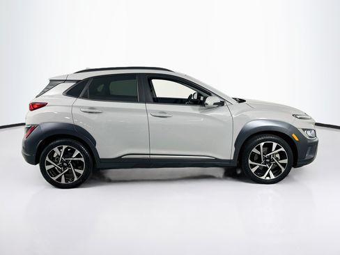 Used 2023 Hyundai Kona Limited FWD image 4