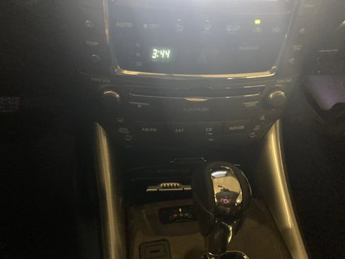 Used 2012 Lexus IS 250 w/ Premium Pkg Value Edition RWD image 34