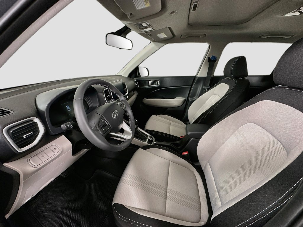 New 2026 Hyundai Venue SEL FWD image 15