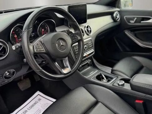 Used 2019 Mercedes-Benz GLA 250 4MATIC image 10