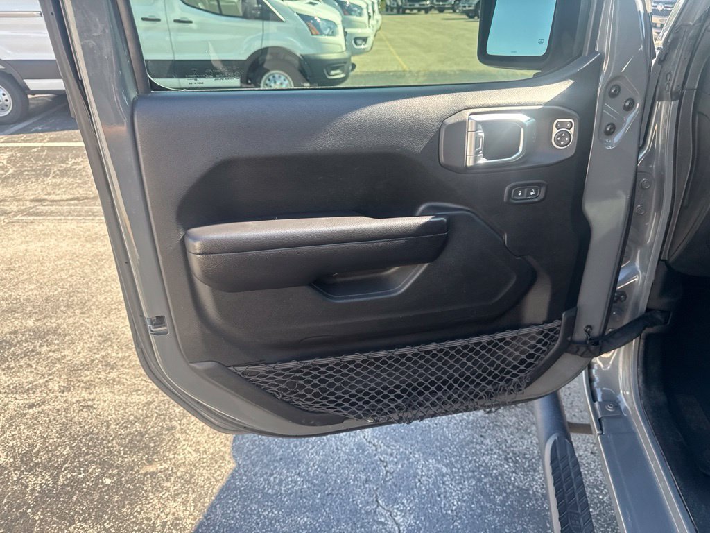 Used 2020 Jeep Wrangler Unlimited Sport S AWD/4WD image 13