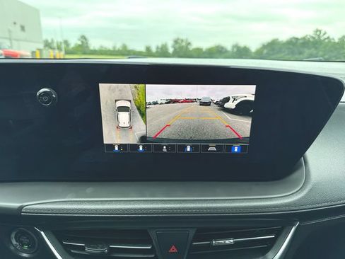 Used 2024 Buick Encore GX Avenir w/ Avenir Technology Package FWD image 14