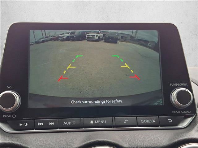 Used 2024 Nissan Sentra SV FWD image 13