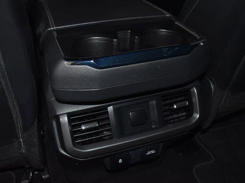 Used 2025 Ford F150 Lariat image 34