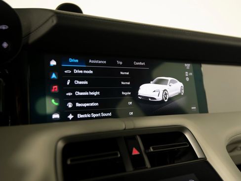 Certified 2021 Porsche Taycan Turbo S image 29