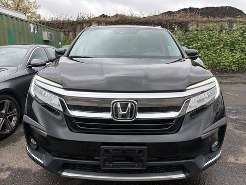 Used 2022 Honda Pilot Touring image 2