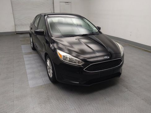 Used 2018 Ford Focus SE FWD image 13