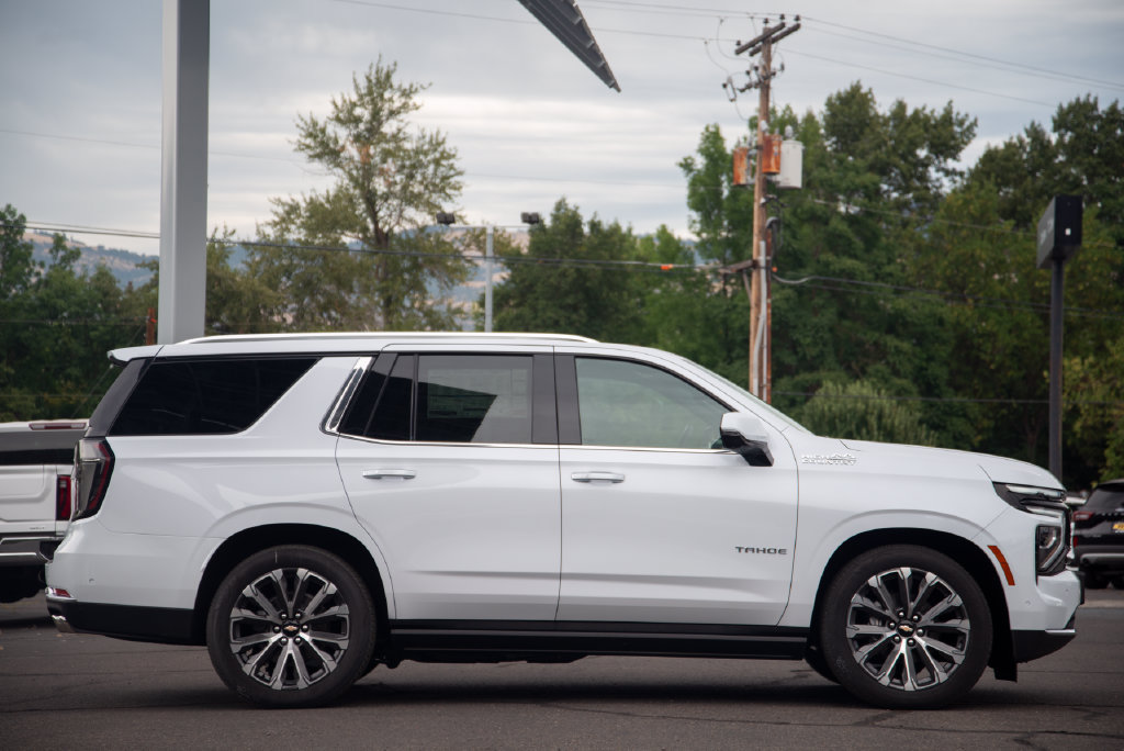 New 2026 Chevrolet Tahoe High Country AWD/4WD image 5