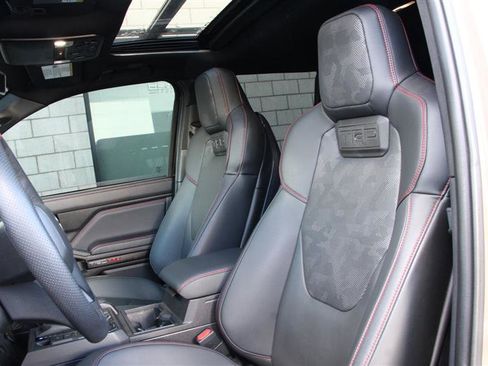 Used 2025 Toyota Tacoma TRD Pro image 12