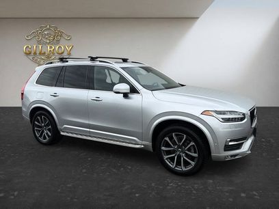 Used 2017 Volvo XC90 T6 Momentum w/ Vision Package