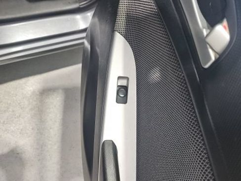 Used 2013 Hyundai Accent GS FWD image 19