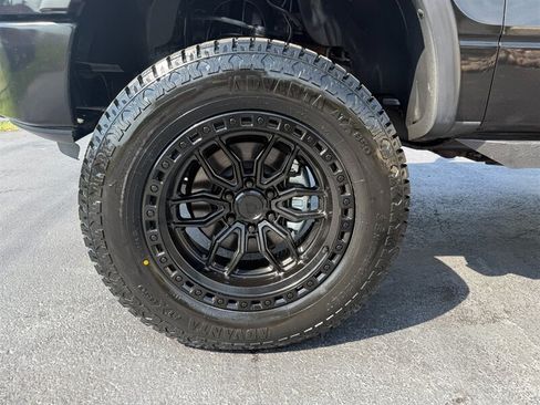 Used 2011 Ford F150 FX4 w/ FX Luxury Pkg AWD/4WD image 22