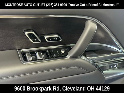 New 2026 Land Rover Range Rover SE image 11